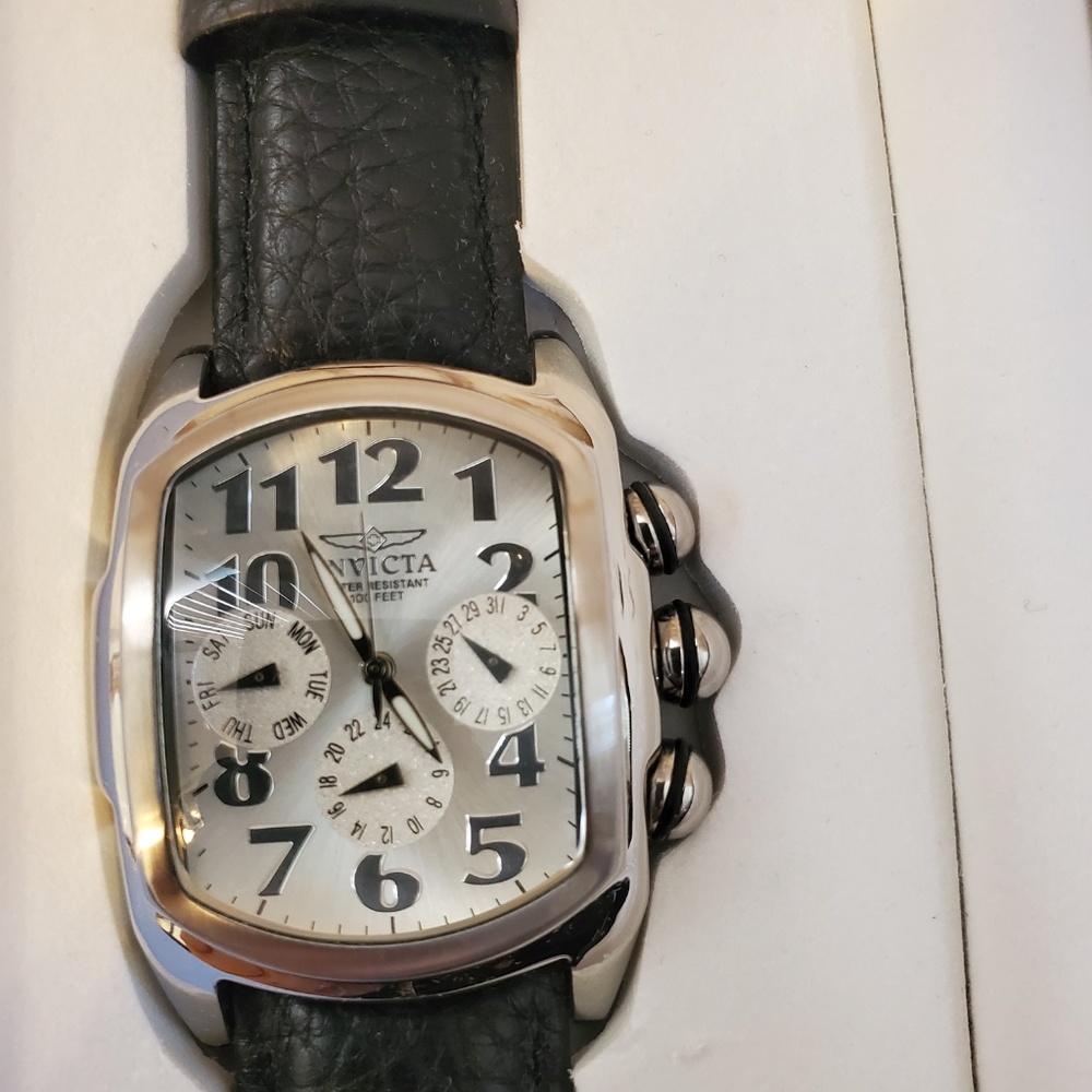 NWOT Unleash Your Inner Time with This Invicta Men's Watch - Picture 2 of 5